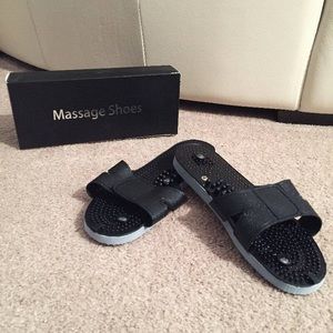 26.5cm Black Unisex Massage Slides Sandals